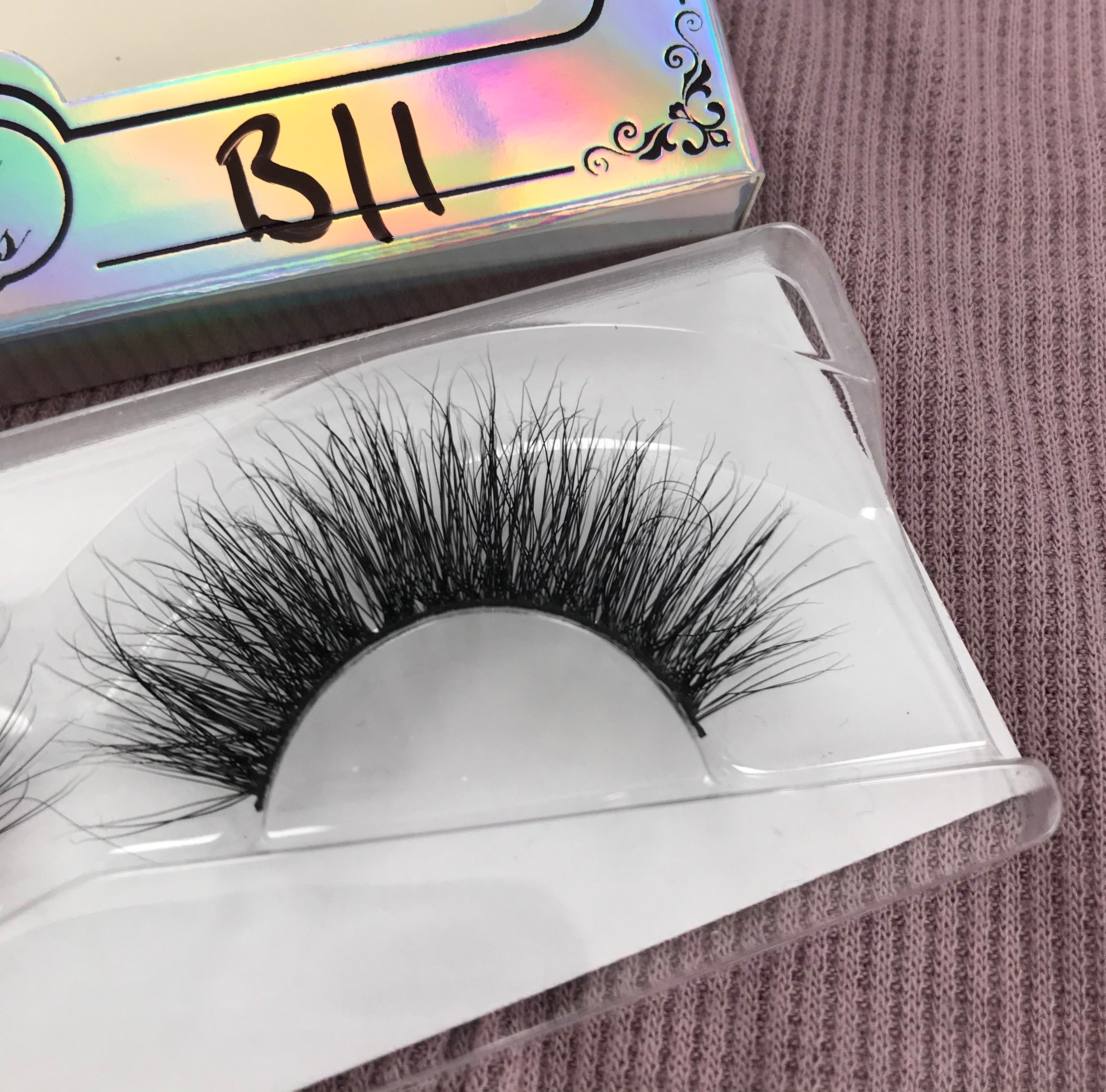 B11 Lashes