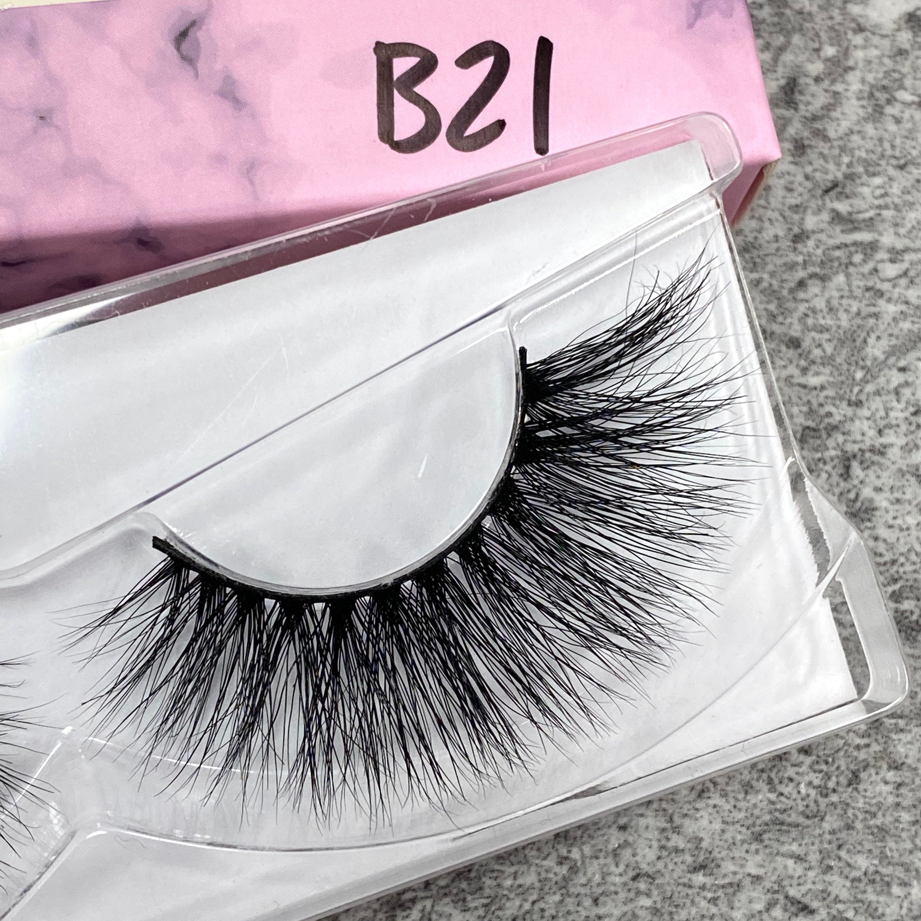 B21 Lashes