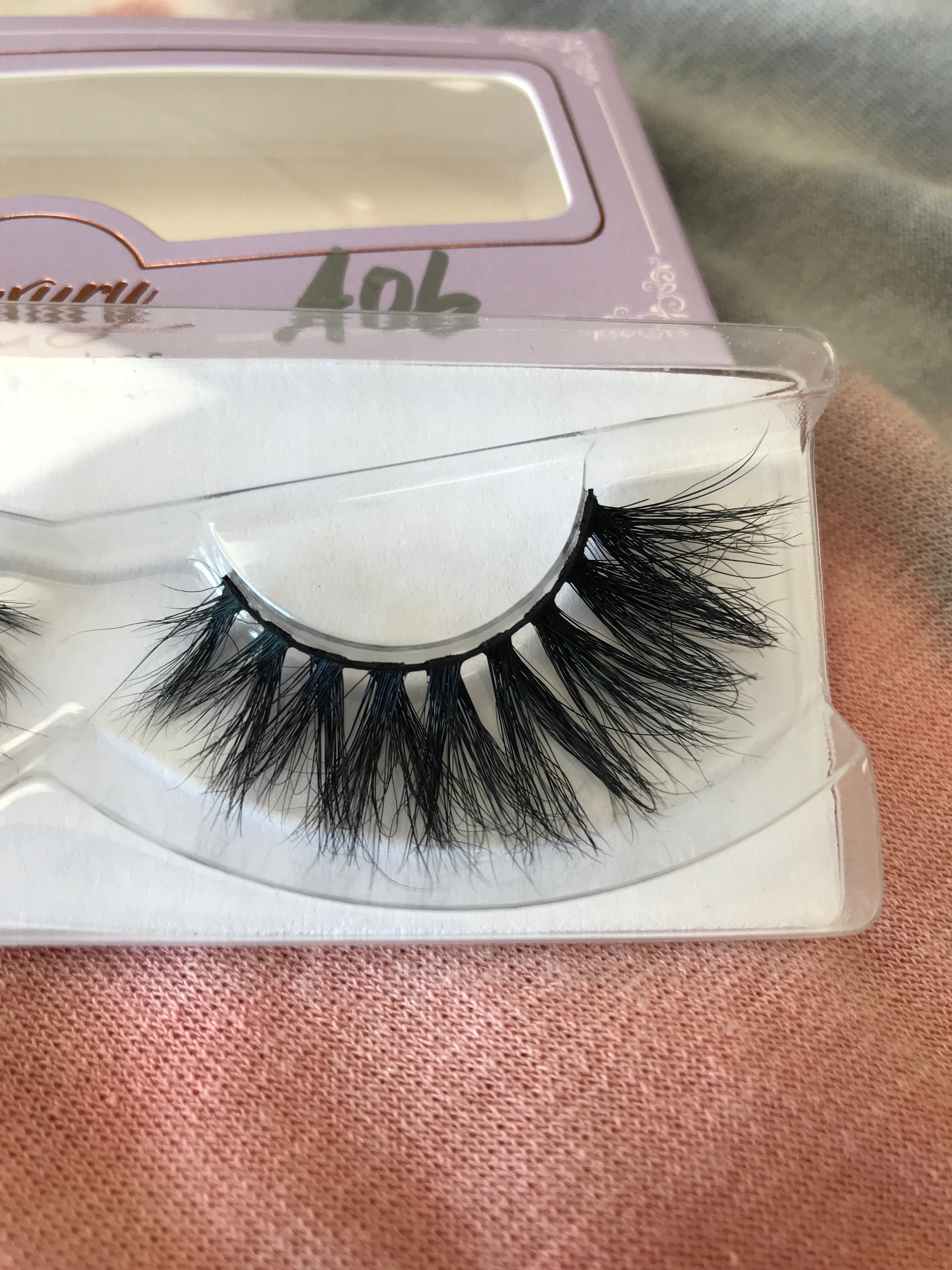 A6 Lashes