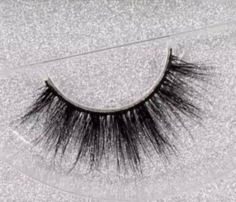 J61 Lashes